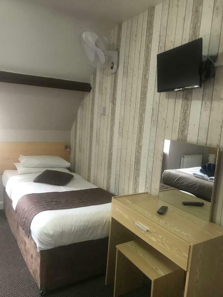 בורנמות' Tregonholme Hotel מראה חיצוני תמונה